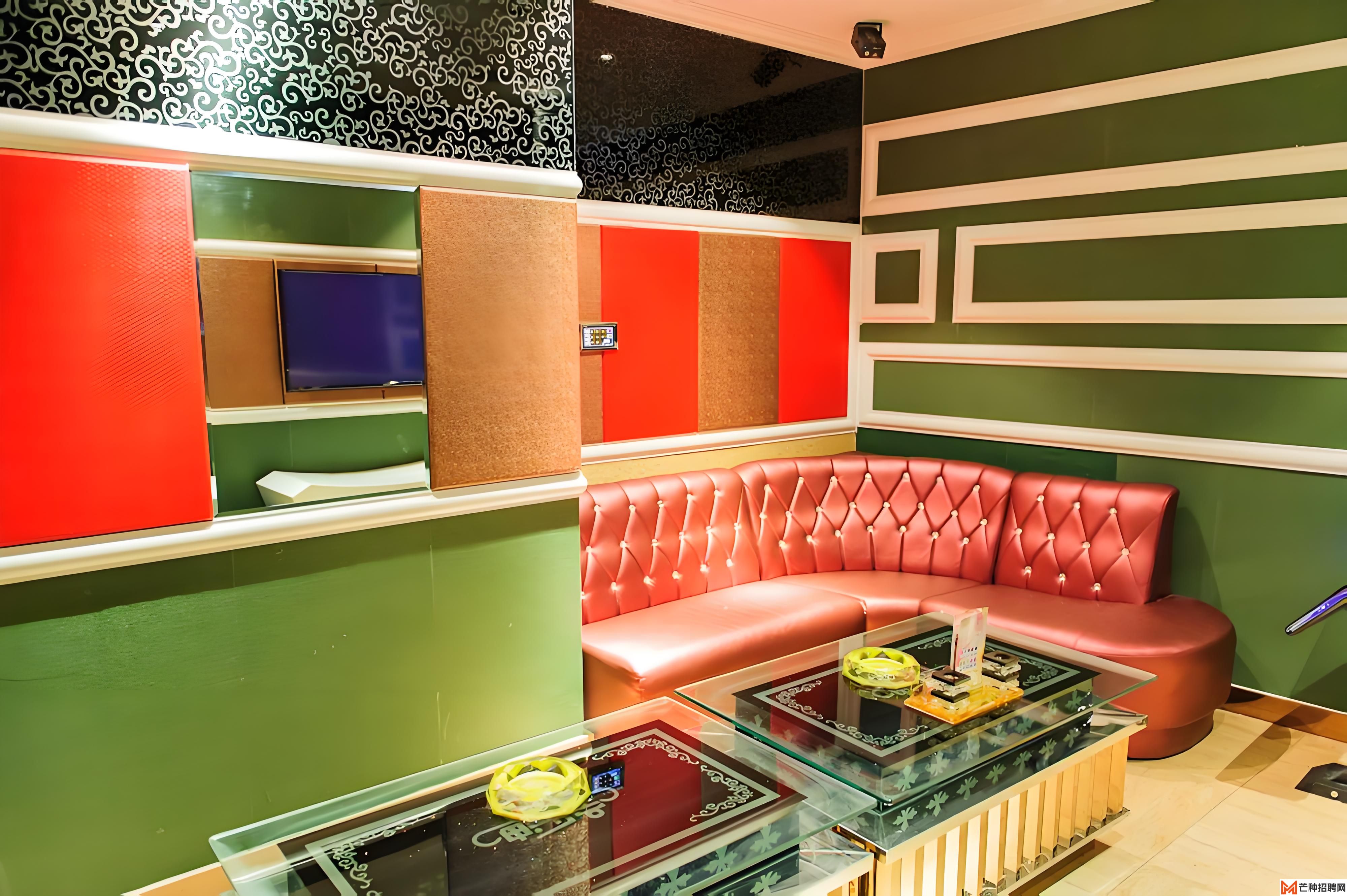 全国知名品牌KTV诚聘职业女模-无需从业经验带薪培训快速上岗