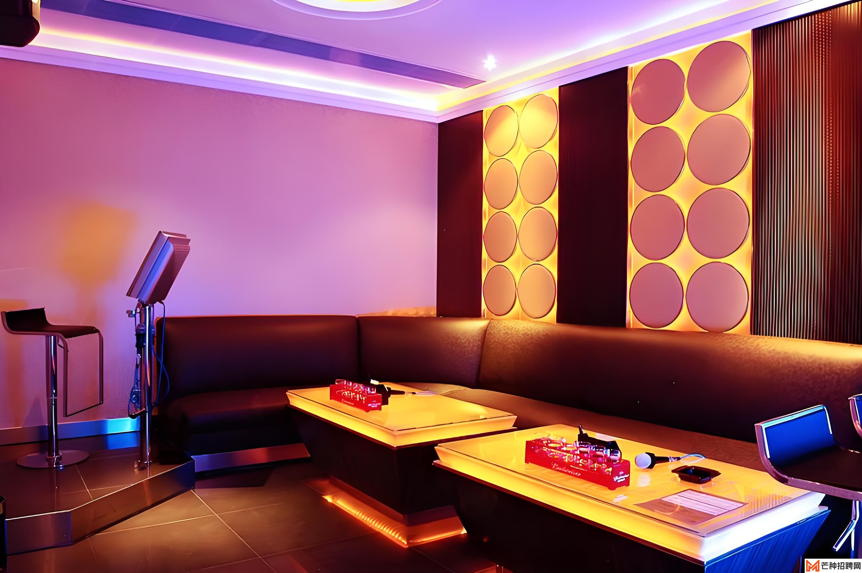 苏州河畔精致清吧诚招女神级钢琴师歌手！